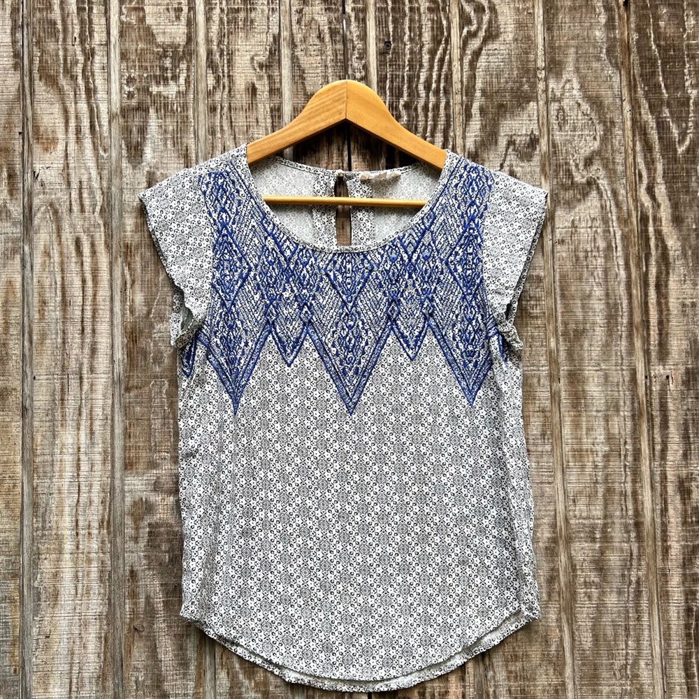 Anthropologie THML White + Black Print Blue Embroidered Blouse